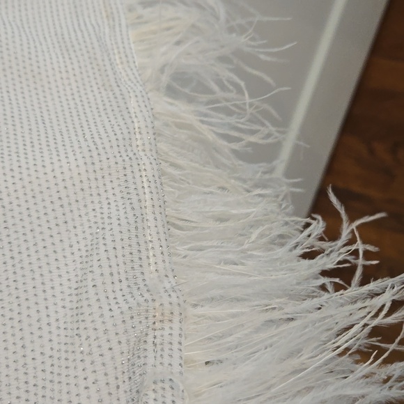 Audrey Parks white mini dress with shine and feathers - Picture 6 of 10